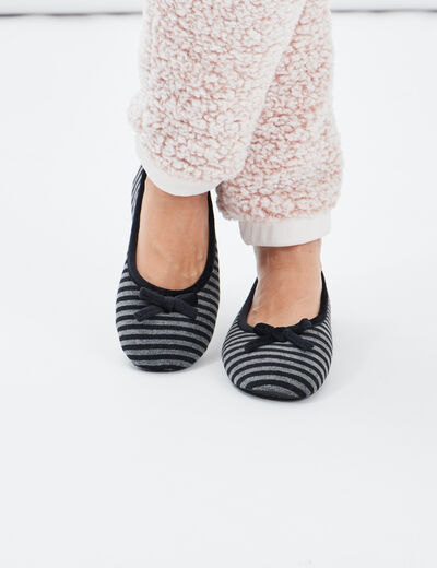Chaussons ballerines noir femme
