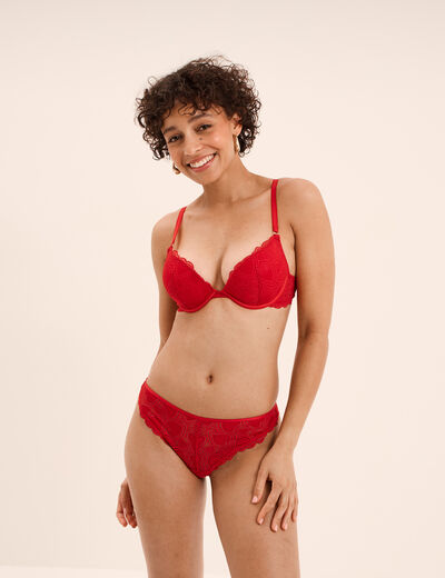 Tanga en dentelle rouge femme