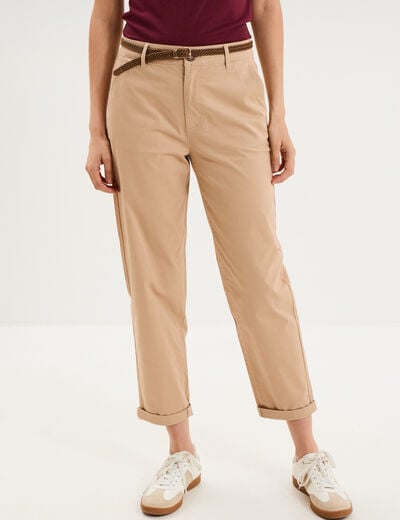 Pantalon chino regular ceinture tress&eacute;e sable femme