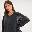 Pull &agrave; paillettes gris fonc&eacute; femme grande taille