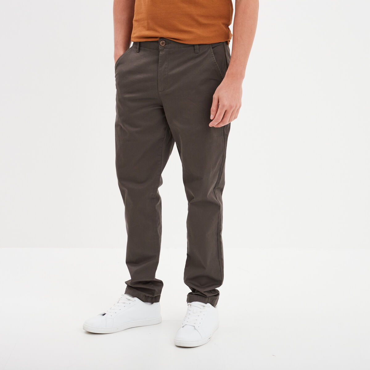 Pantalon chino droit stretch retroussé vert homme