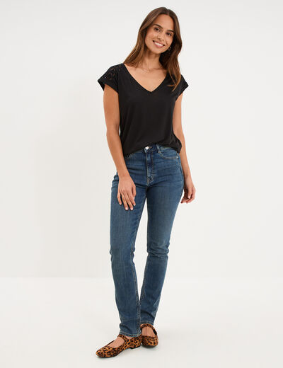 T-shirt col en V ajour&eacute; &eacute;paules et dos noir femme