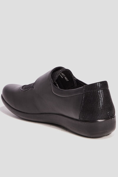 Loafers à scratch noir femme