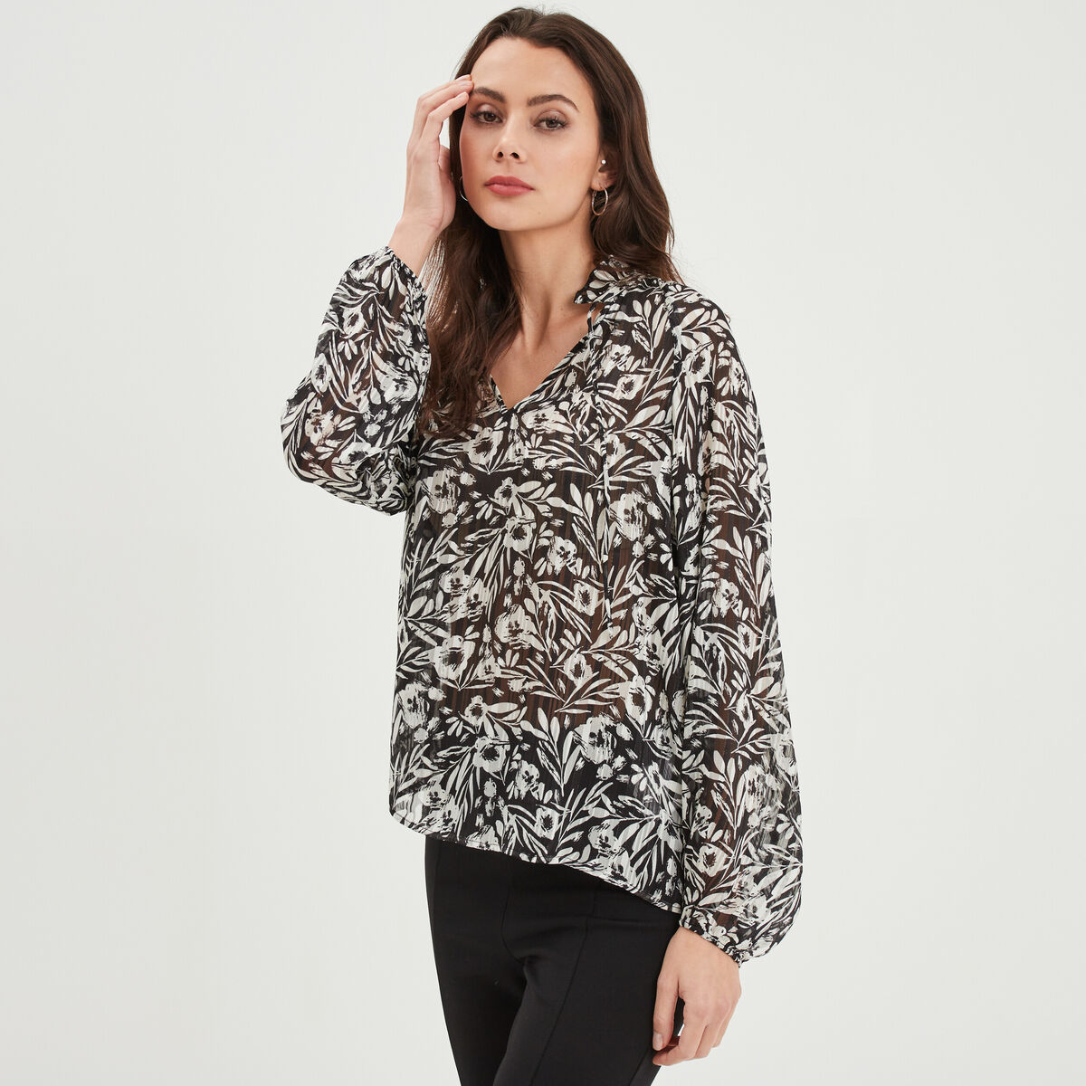 Blouse col froncé à cordons et volants noir femme
