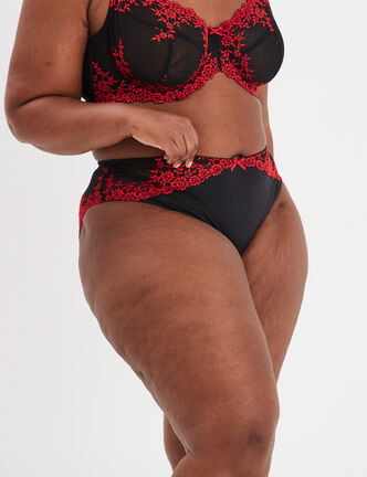 Culotte en dentelle rouge femme grande taille