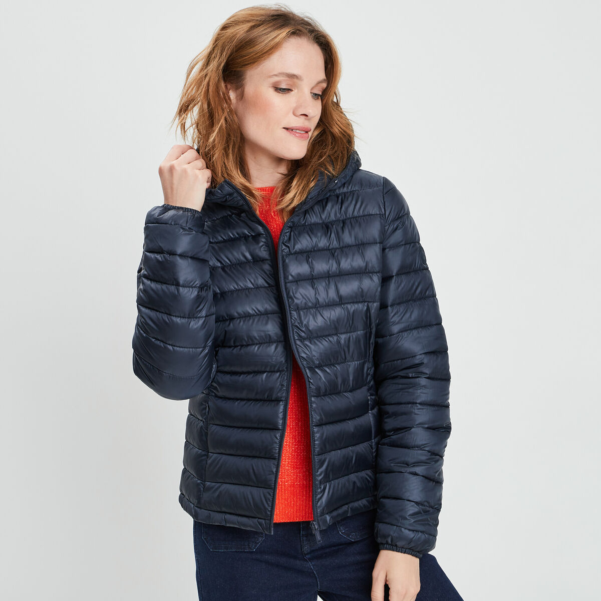 Doudoune légère déperlante à capuche bleu marine femme