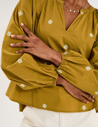 Blouse brod&eacute;e col tunisien coton vert olive femme