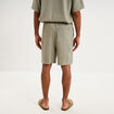 Short chino droit gaze de coton vert clair homme