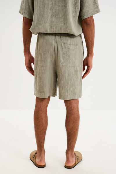 Short chino droit gaze de coton vert clair homme