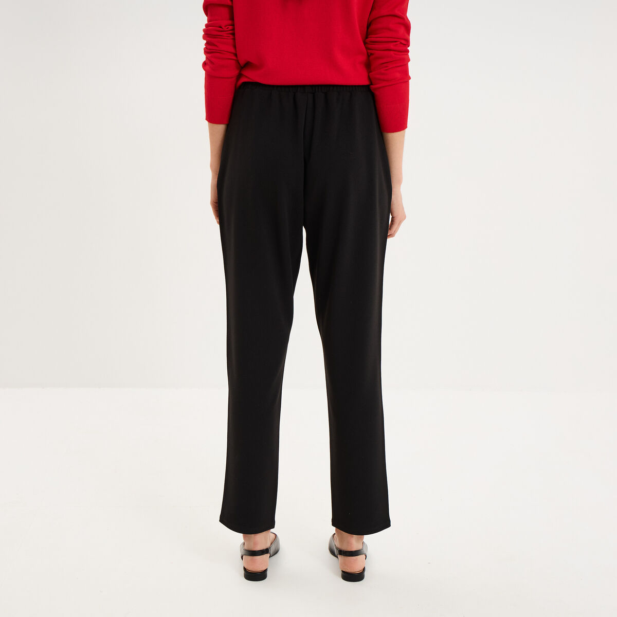 Pantalon cigarette 7/8 &egrave;me effet cr&ecirc;pe noir femme