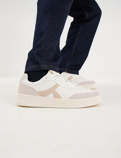 Baskets &agrave; lacets semelle plate sable homme