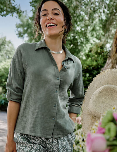 Chemise manches longues en gaze de coton vert kaki femme