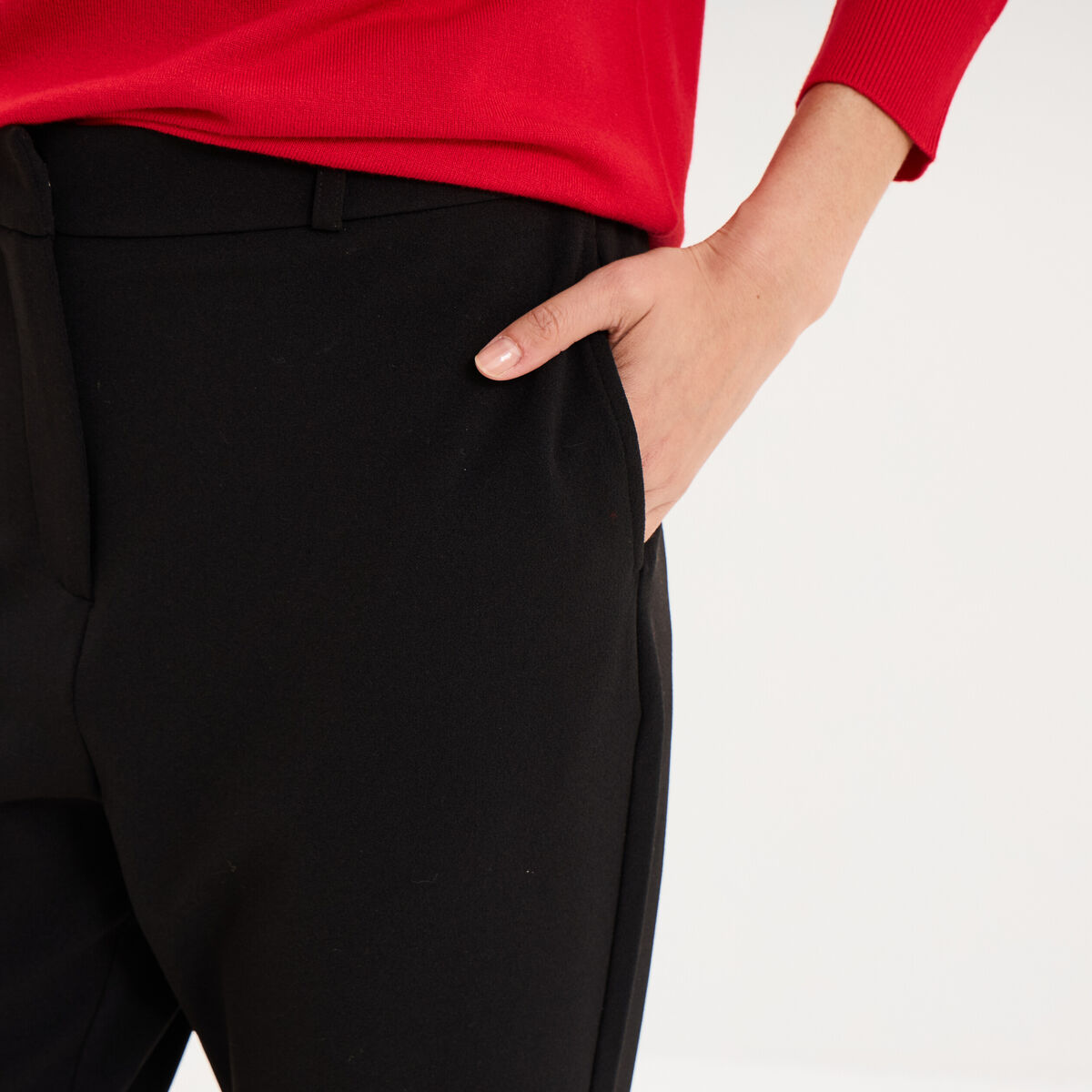 Pantalon carotte taille &eacute;lastiqu&eacute;e noir femme