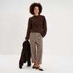 Blouse col montant &agrave; volants marron fonc&eacute; femme