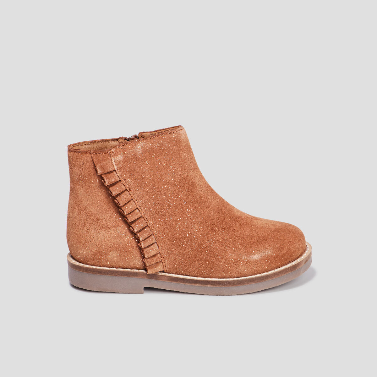 Bottines &agrave; volants bout rond en cuir camel fille