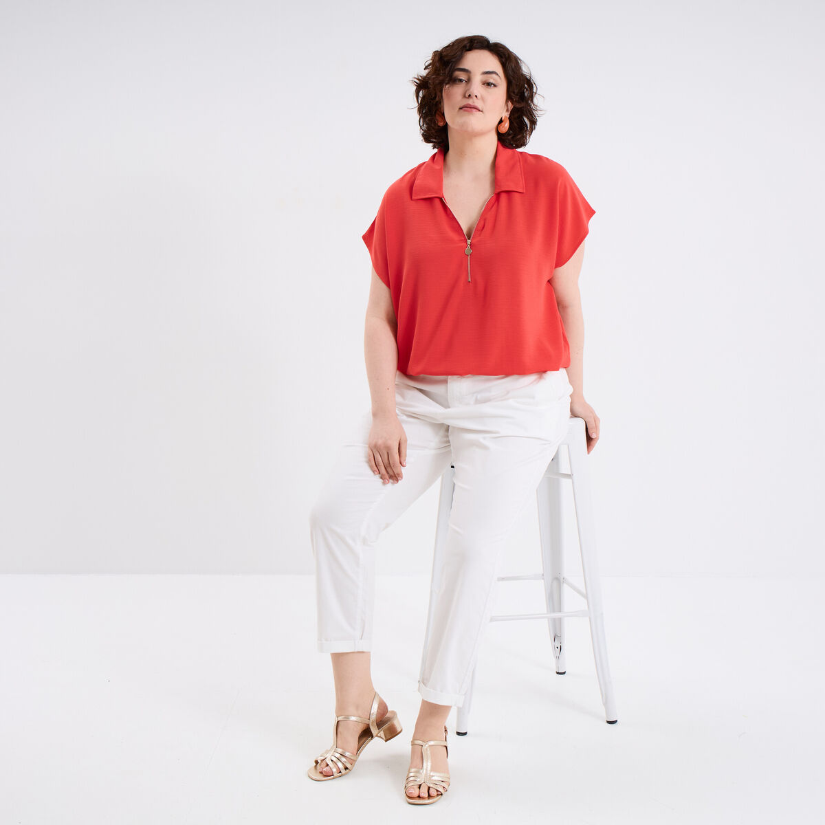 Blouse effet satin manches courtes rouge femme grande taille