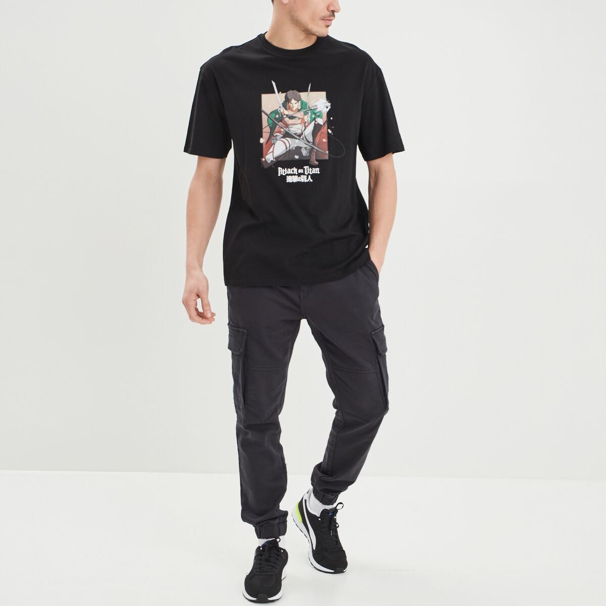 T-shirt en coton Attaque des Titans noir homme