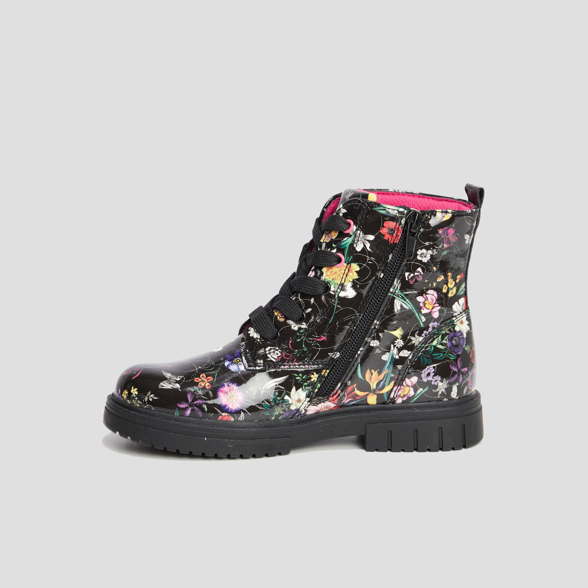 Bottines vernies crantées motif fleurs noir fille