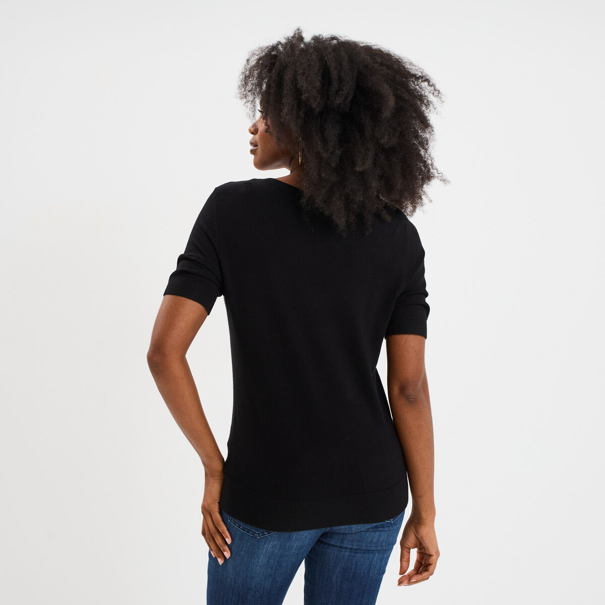 Pull manches courtes col rond noir femme