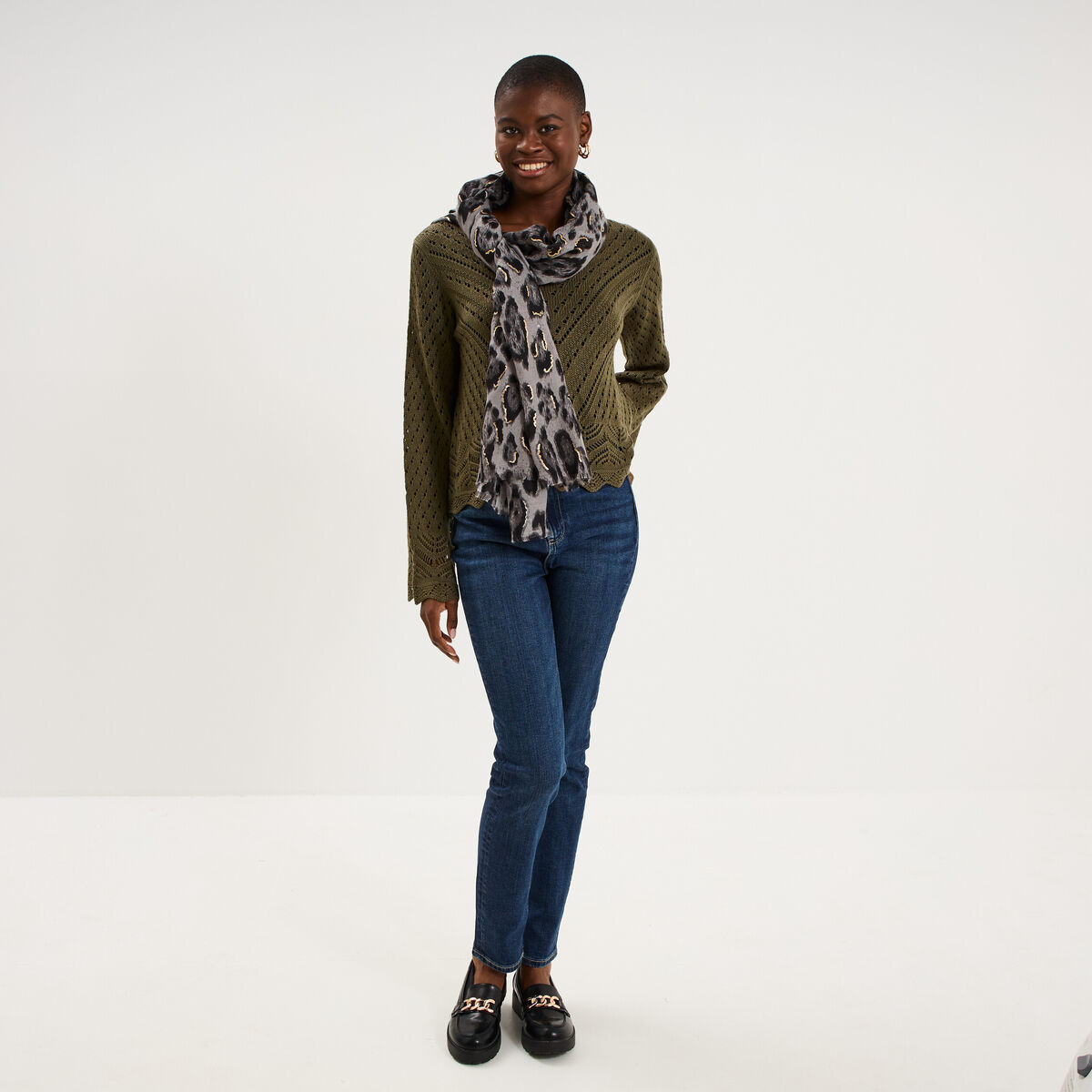 Pull ajour&eacute; col en V manches longues taupe femme