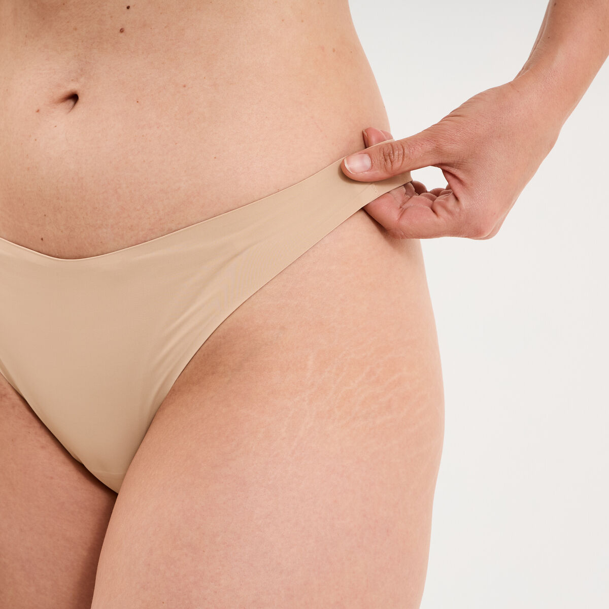 String microfibre sans coutures beige femme