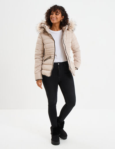 Doudoune courte cintrée à capuche beige femme