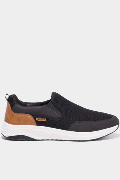 Baskets semelles &eacute;paisses noir homme