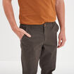 Pantalon chino droit stretch retroussé vert homme