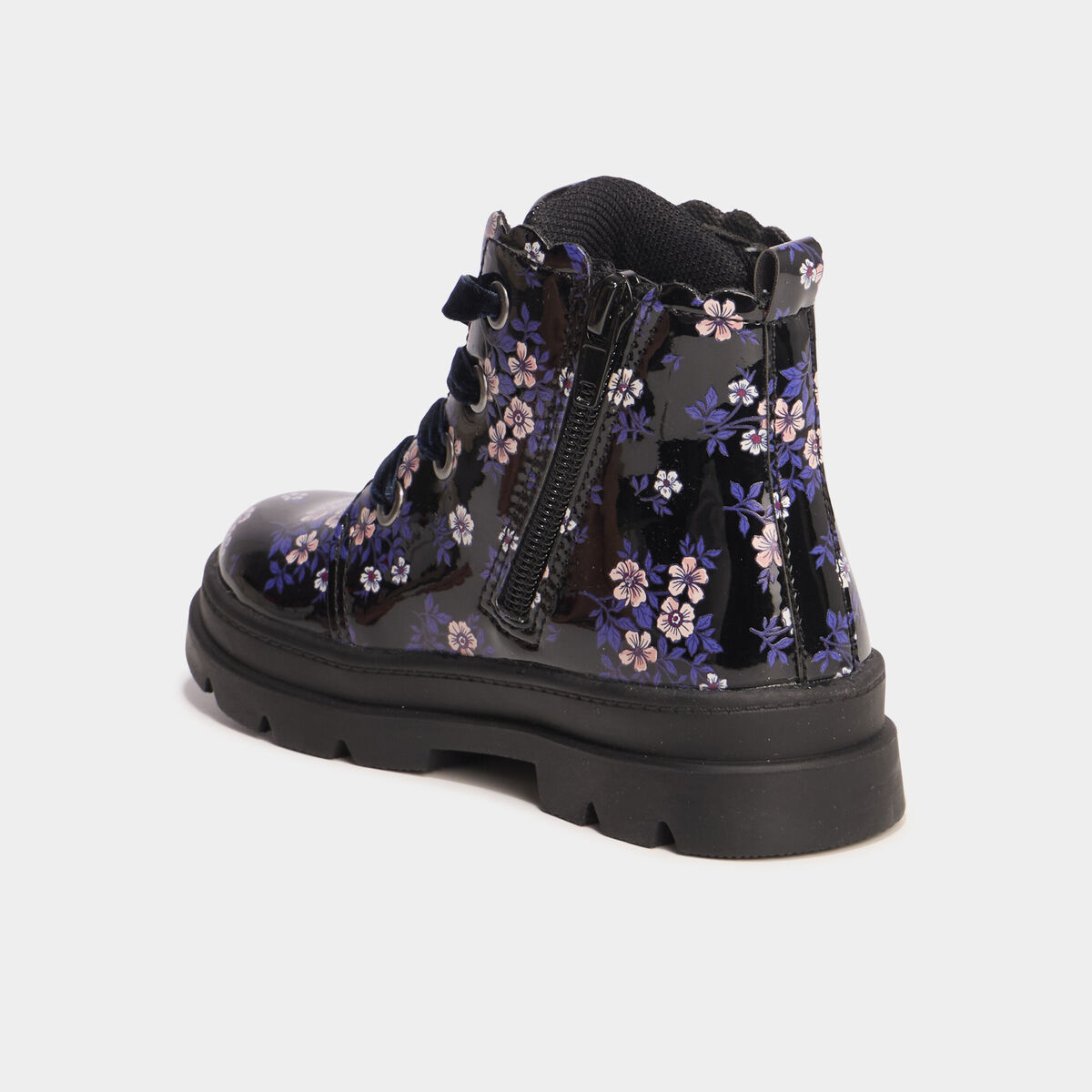 Boots crant&eacute;es &agrave; lacets noir fille