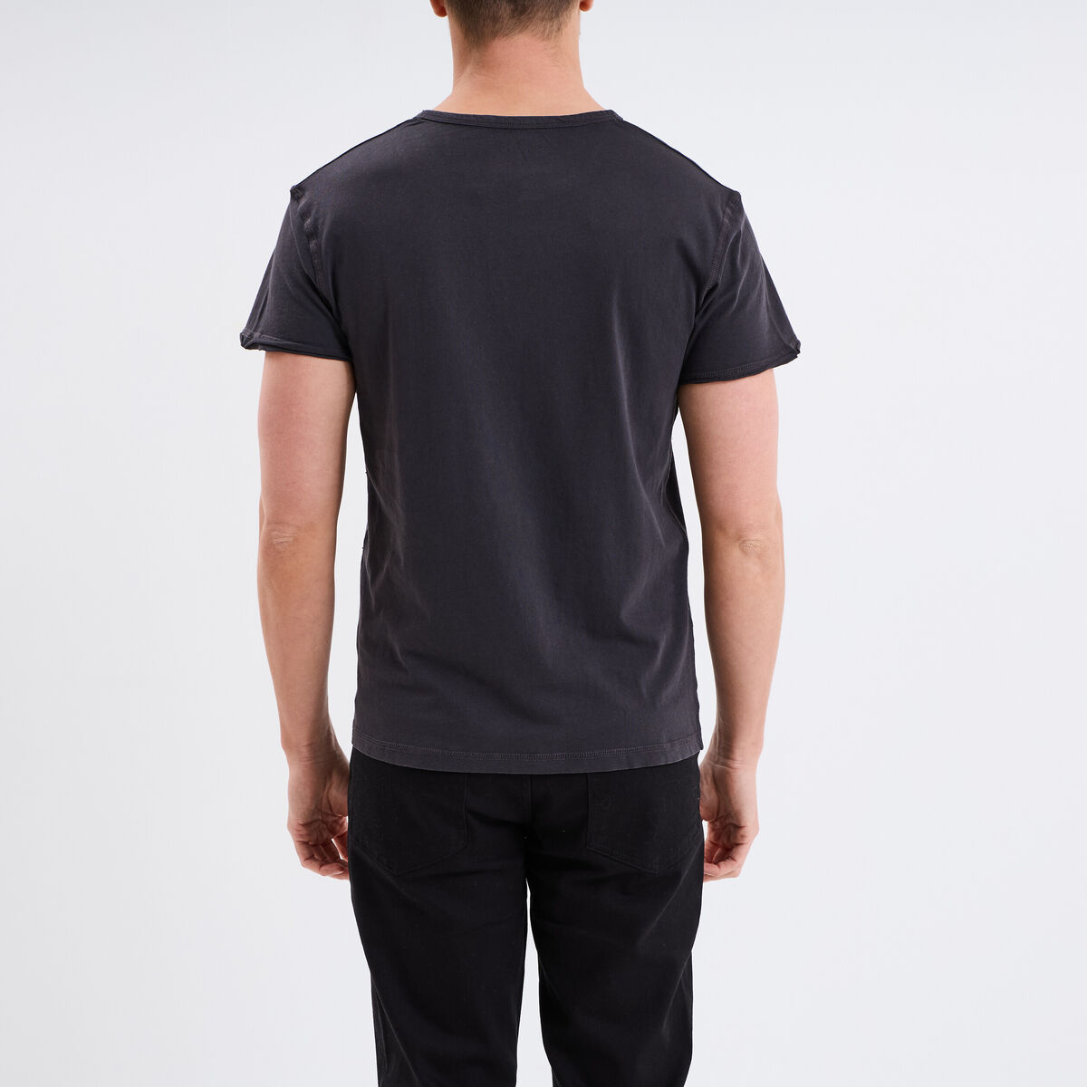 T-shirt col tunisien manches courte gris fonc&eacute; homme