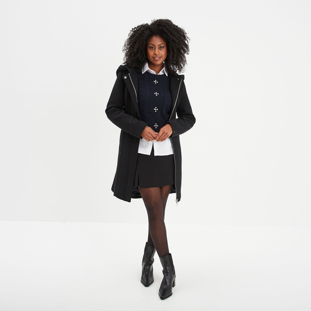 Manteau long ceintur&eacute; &agrave; capuche noir femme