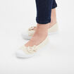 Ballerines en toile avec noeuds sable femme
