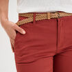 Pantalon chino 7/8ème ceinture tressée rouge foncé femme