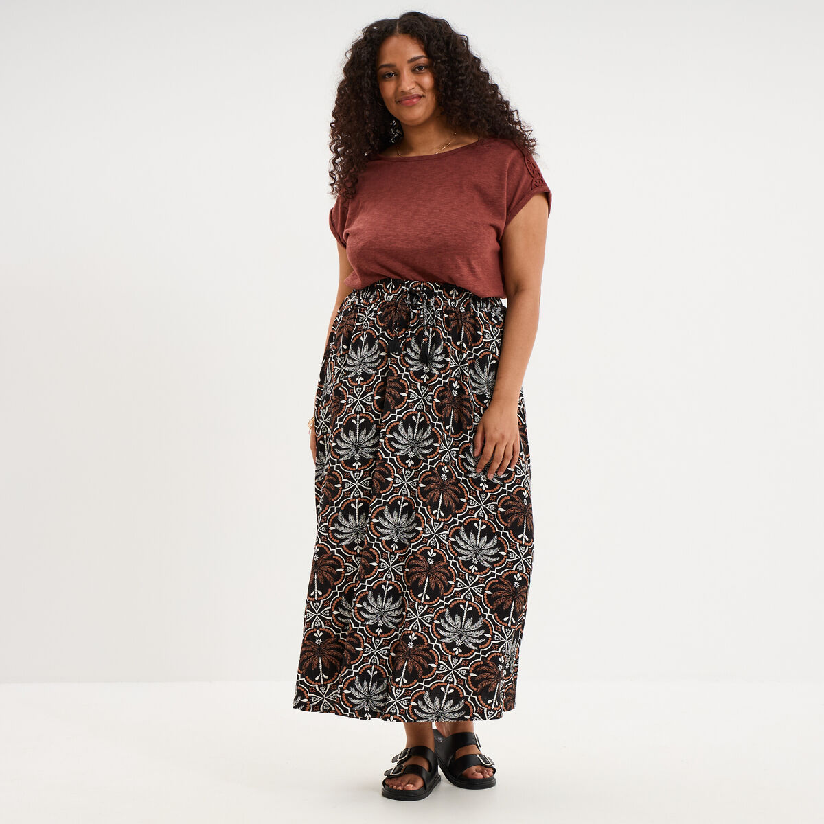 T-shirt &eacute;paules effet macram&eacute; marron cognac femme grande taille