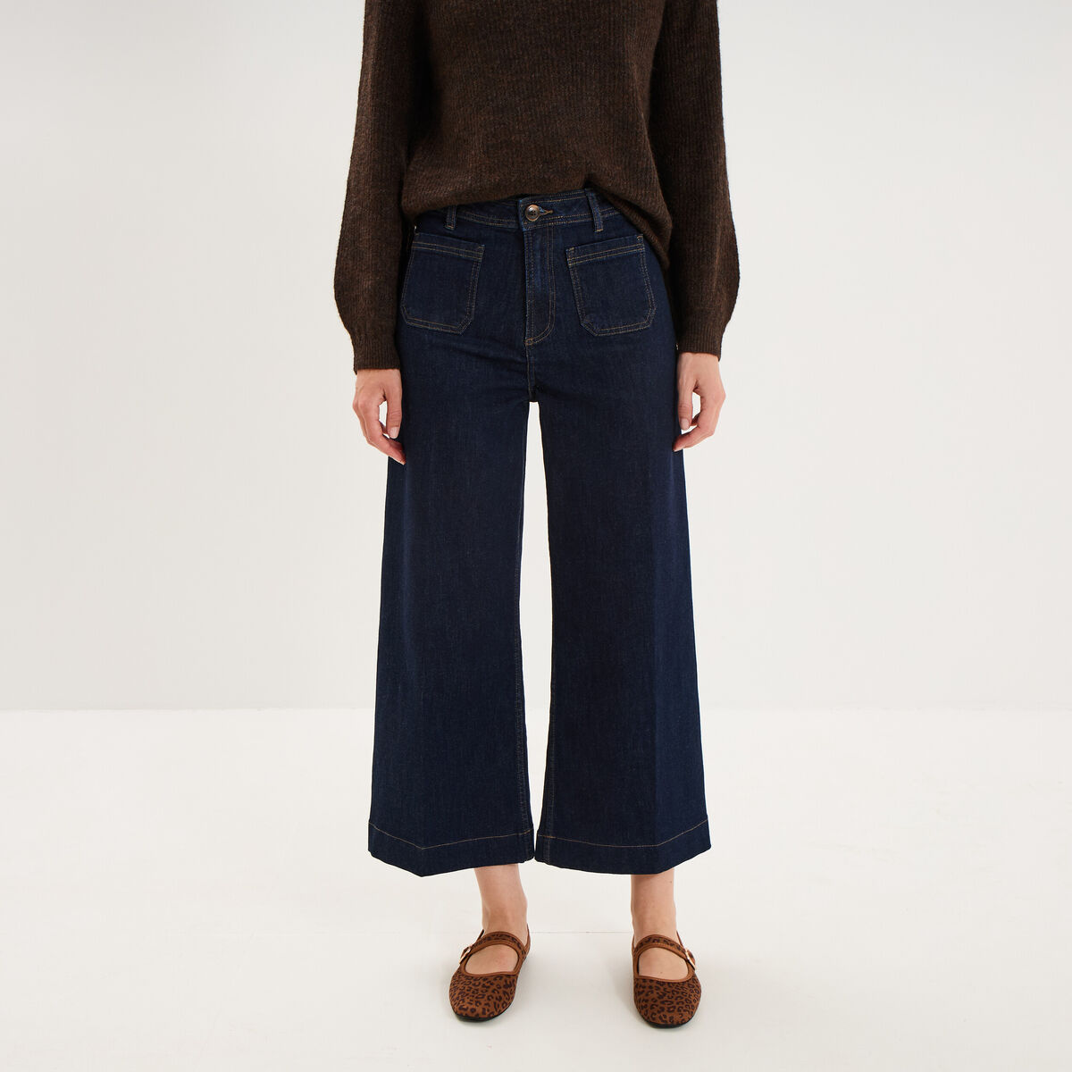 Jean large cropped poches plaqu&eacute;es denim brut femme