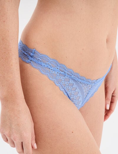 Tanga en dentelle bleu lavande femme