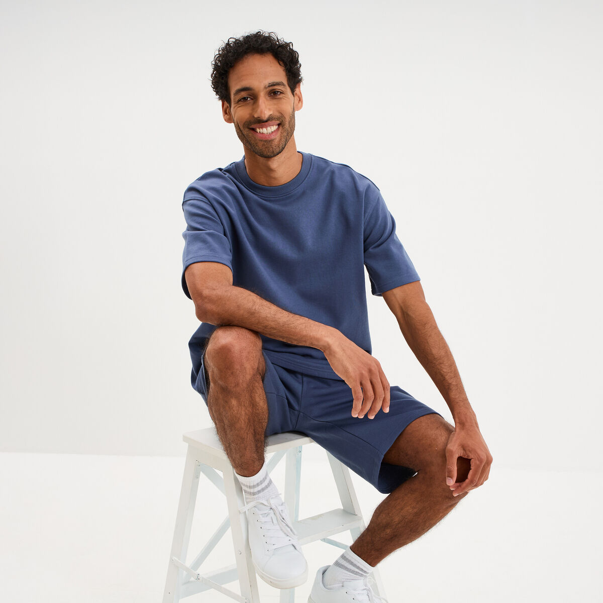 T-shirt col rond droit relax fit bleu homme