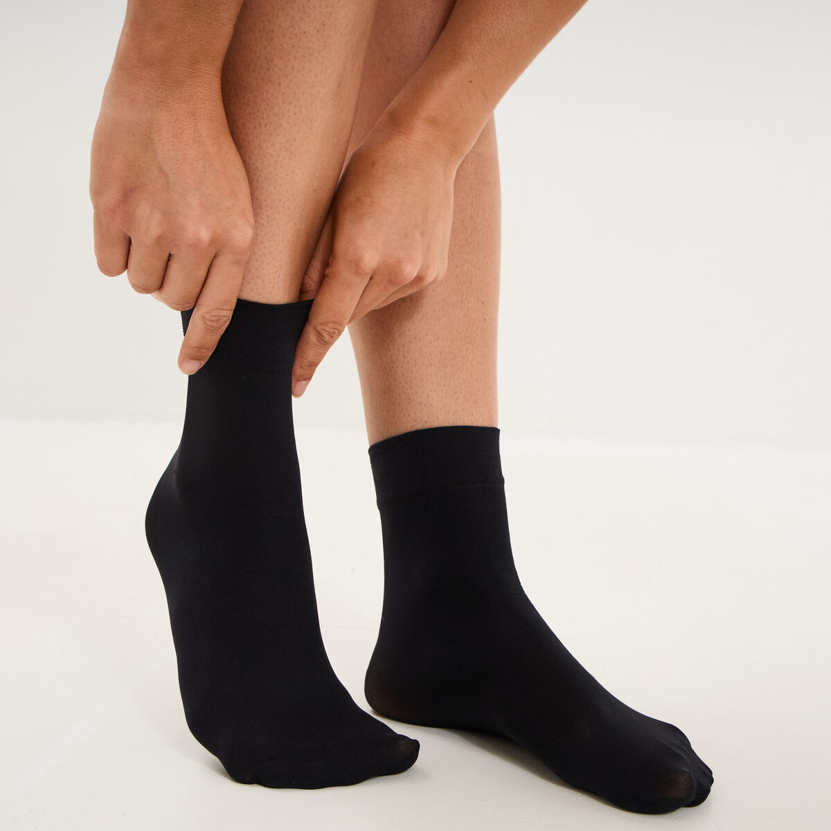 Lot 2 paires socquettes noir femme