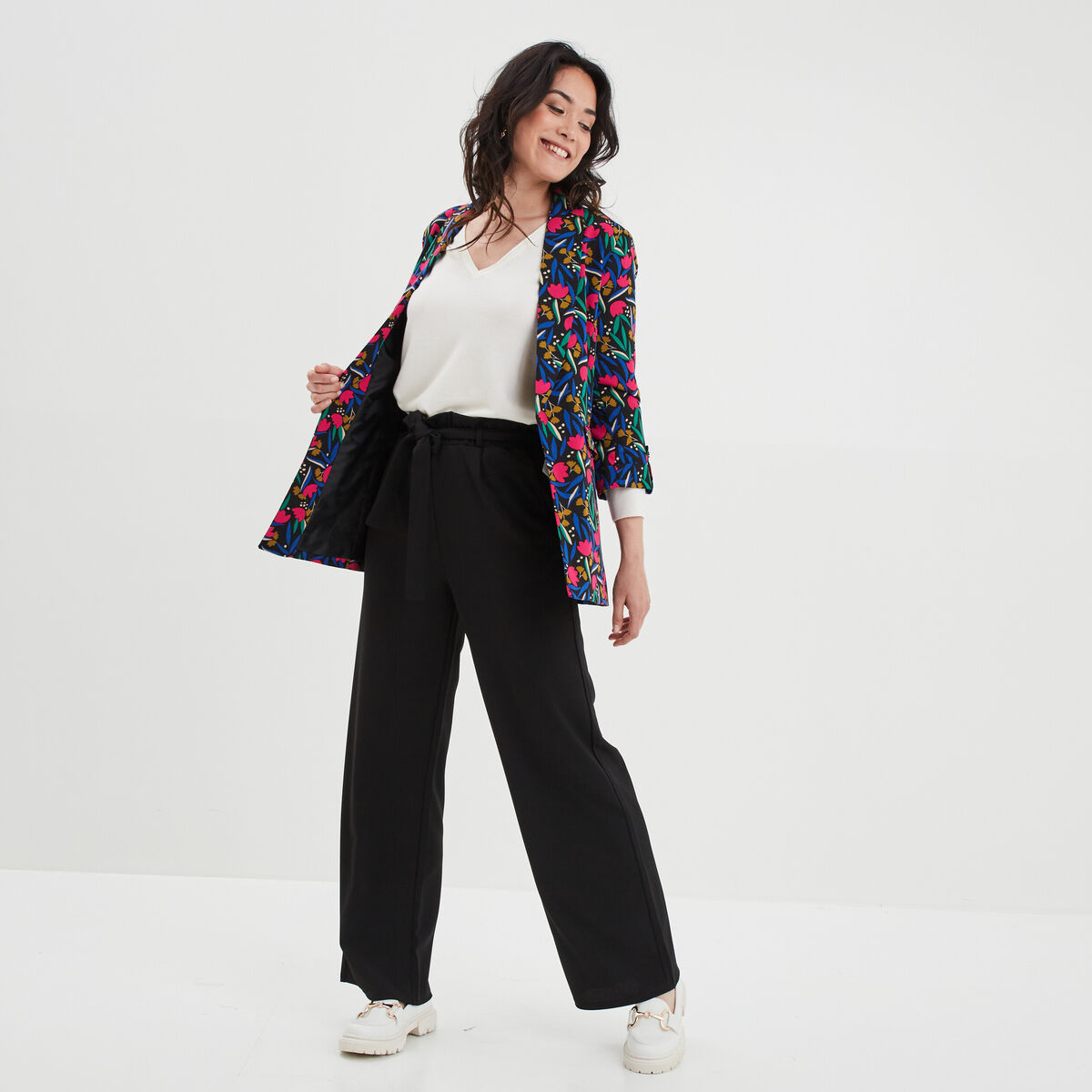 Pull col en V manches longues blanc femme