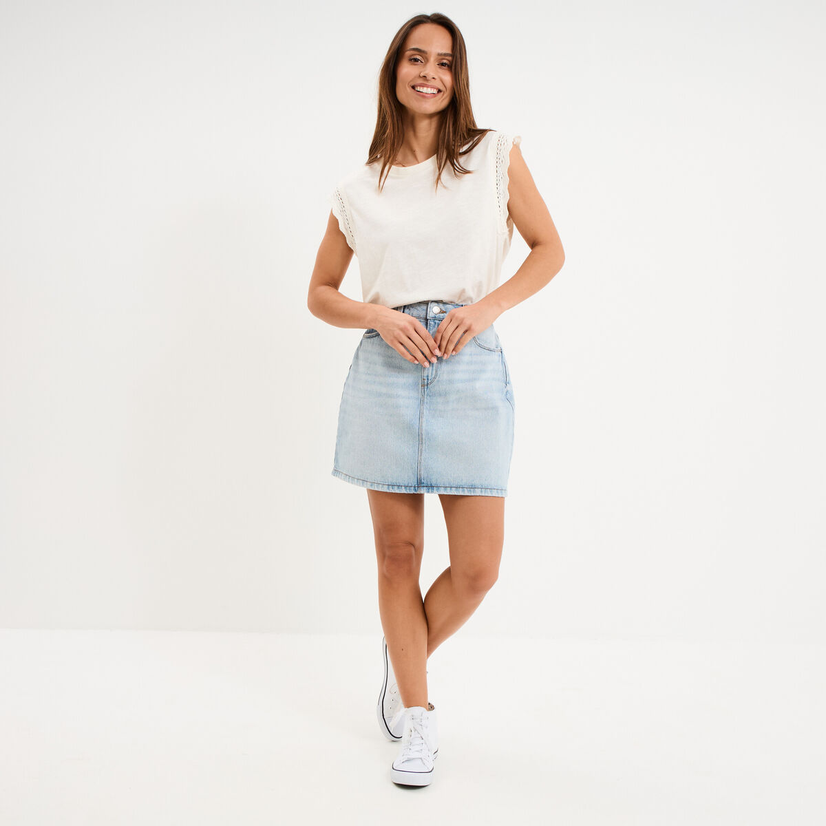 D&eacute;bardeur emmanchures &agrave; dentelle coton ecru femme