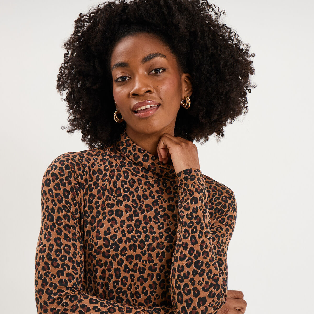 T-shirt col roul&eacute; manches longues camel femme