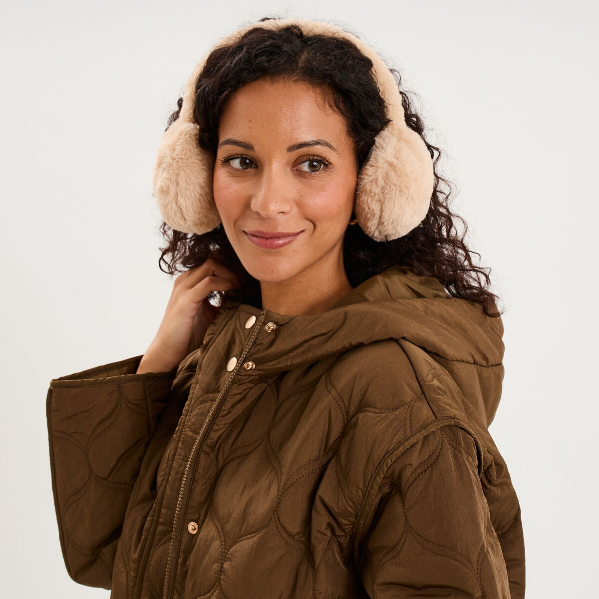 Cache-oreilles fausse fourrure sable femme