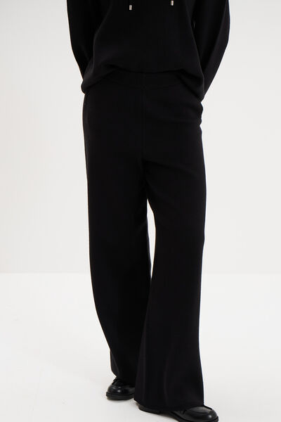 Pantalon large en maille cropped noir femme