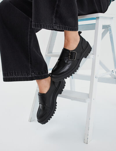 Derbies crantées avec boucle Liberto noir femme