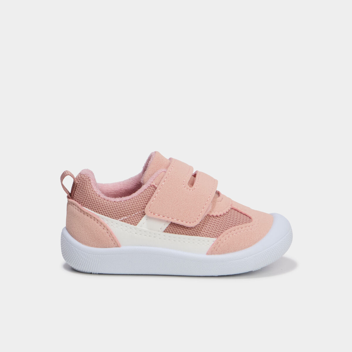 Baskets basses &agrave; semelles souples rose b&eacute;b&eacute; fille