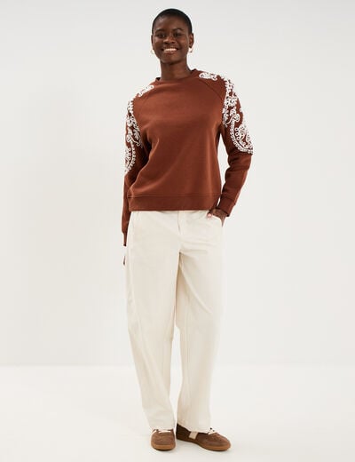 Sweat manches brod&eacute;es col rond marron fonc&eacute; femme