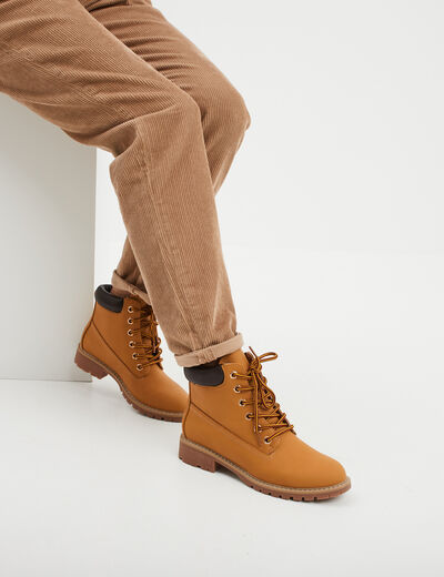 Bottines crant&eacute;es jaune moutarde femme