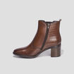 Bottines à talons avec clous en cuir marron femme