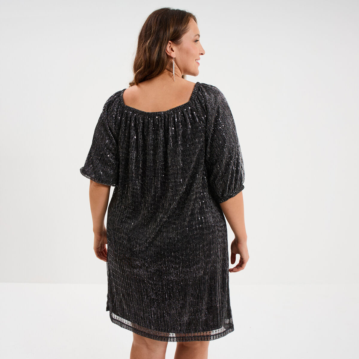 Robe &agrave; strass et manches 3/4 noir femme grande taille