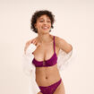 Soutien-gorge corbeille padd&eacute; dentelle violet fonc&eacute; femme